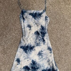 Elegant Blue and White Tie-Dye Dress